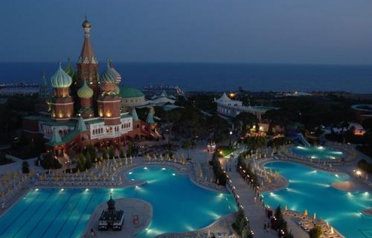 KREMLIN PALACE HOTEL