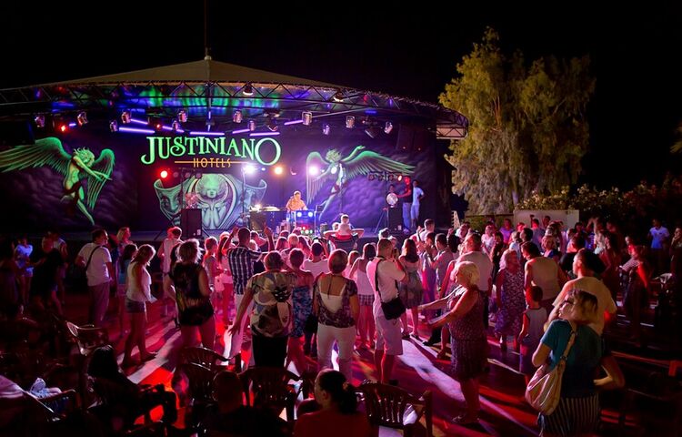 Justiniano Club Alanya Beach