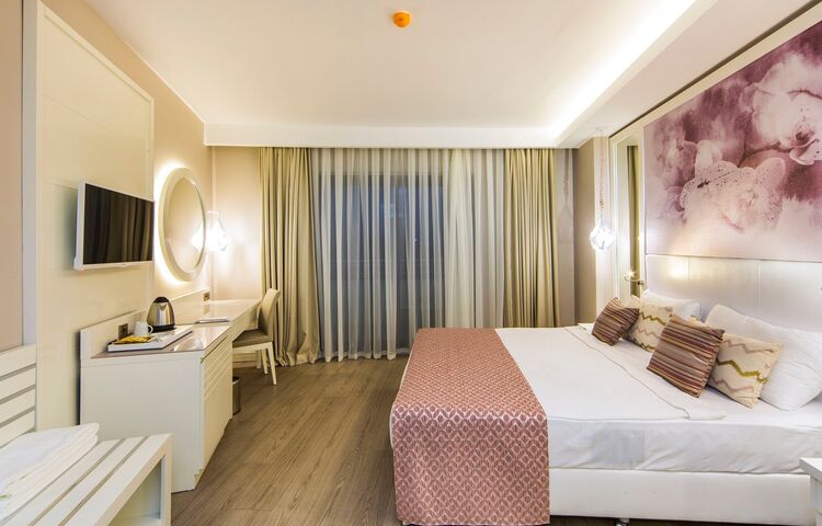 Diamond Premium Hotel & Spa