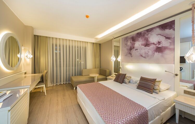 Diamond Premium Hotel & Spa