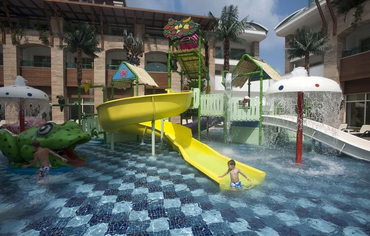 Crystal Waterworld Resort Spa