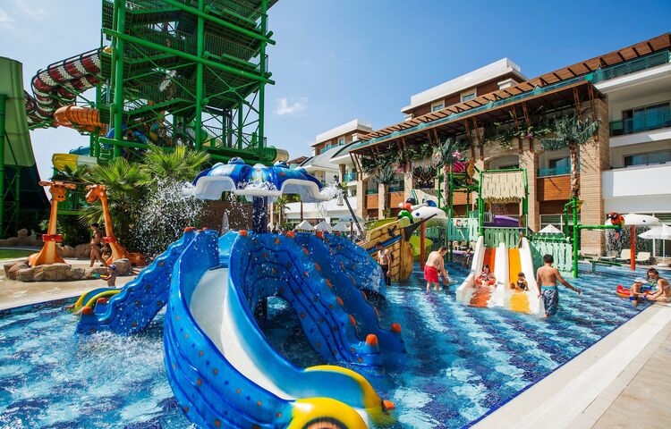 Crystal Waterworld Resort Spa