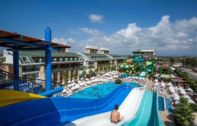 Crystal Waterworld Resort Spa