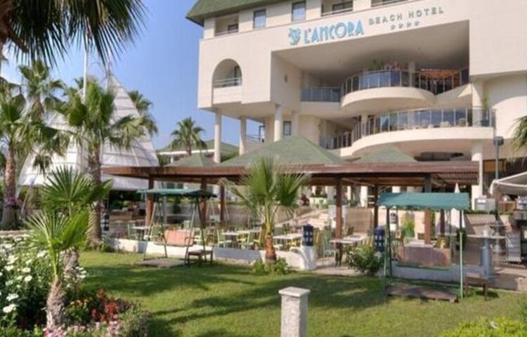 Lancora Beach Hotel