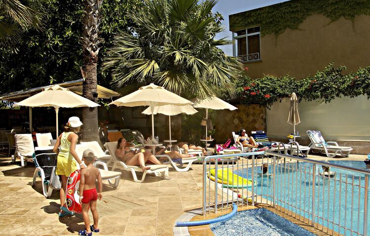 Makri Beach Hotel