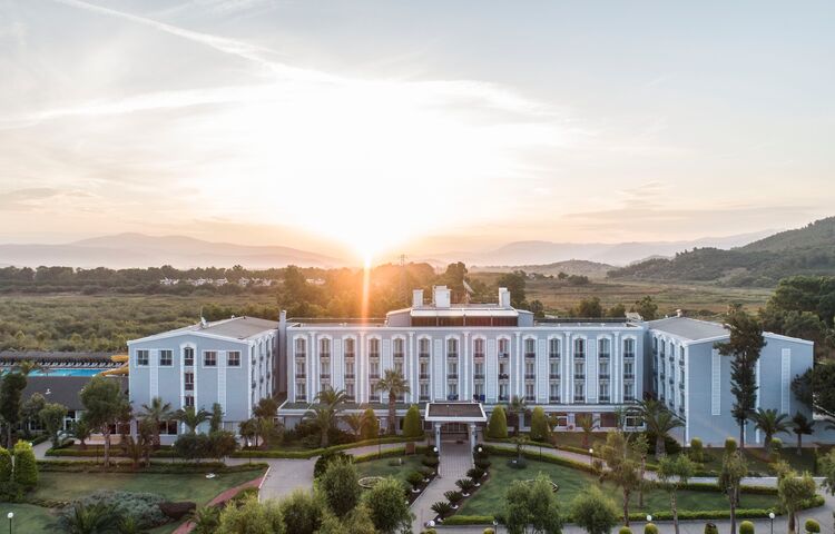 Hedef Beyt Hotel