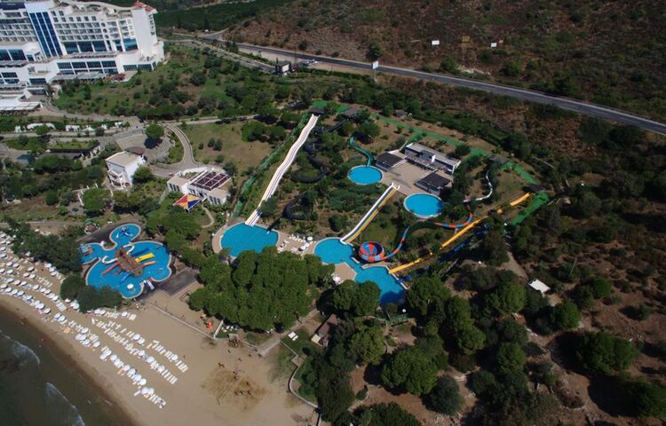 Aria Claros Beach & Spa Resort